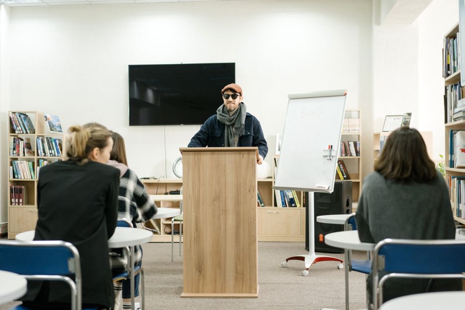 Галерея: фрагменты учебных материалов Pro Academy